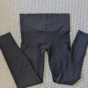 BLANQI Black Leggings